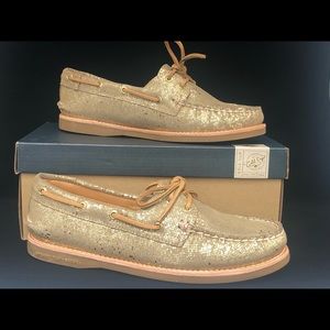 NIB SPERRY GOLD CUP METALLIC GOLD BOAT SHOE